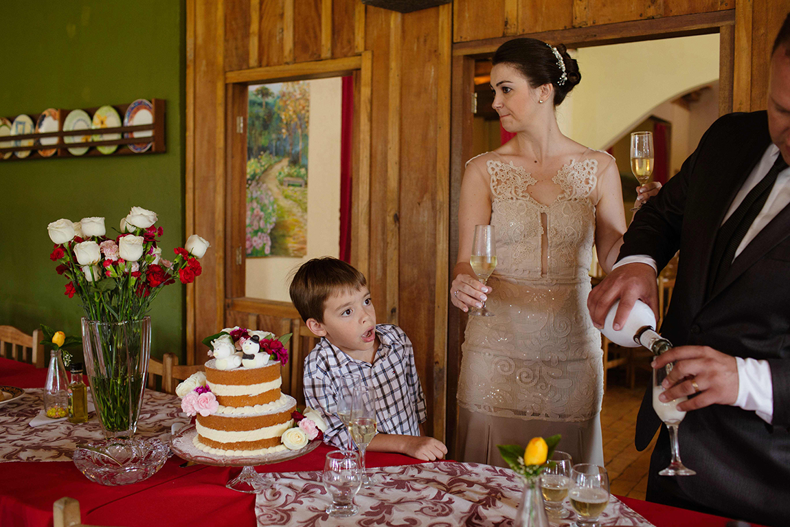 mariana-alves-fotografia-casamento-civil-curitiba-restaurante-pasargada-fabi-andre (211)