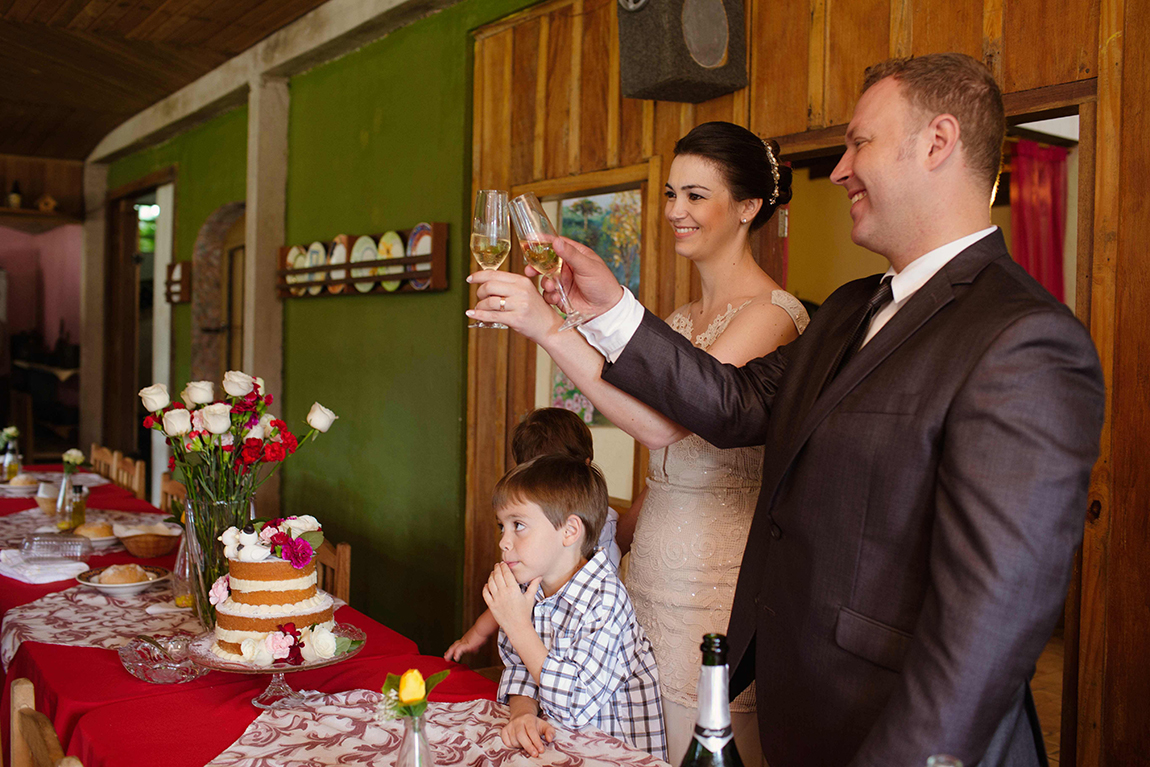 mariana-alves-fotografia-casamento-civil-curitiba-restaurante-pasargada-fabi-andre (222)