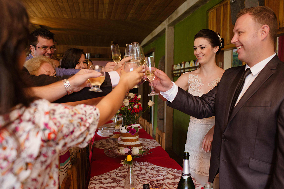 mariana-alves-fotografia-casamento-civil-curitiba-restaurante-pasargada-fabi-andre (227)