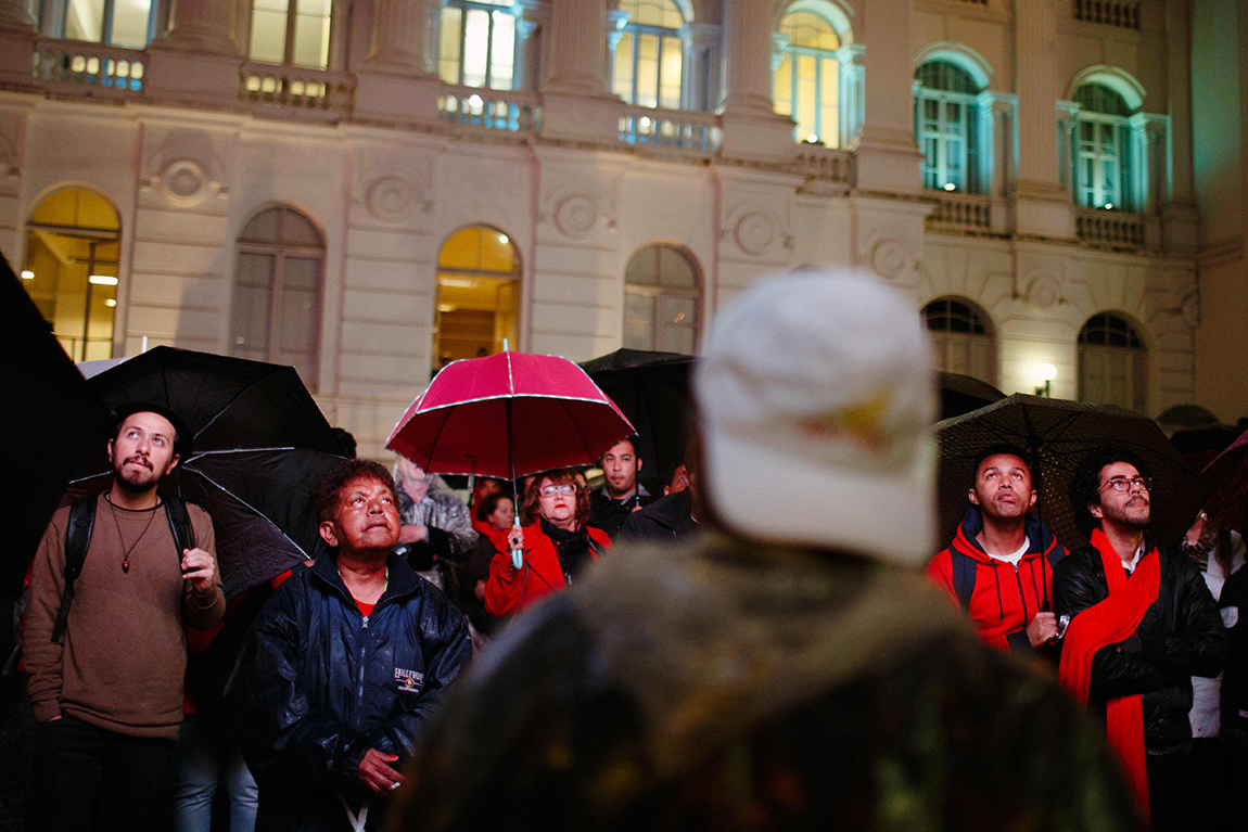 mariana-alves-fotografia-curitiba-dilma-circo-da-democracia (151)