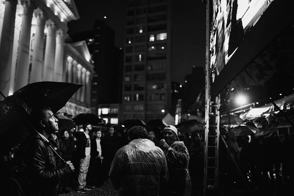 mariana-alves-fotografia-curitiba-dilma-circo-da-democracia (154)