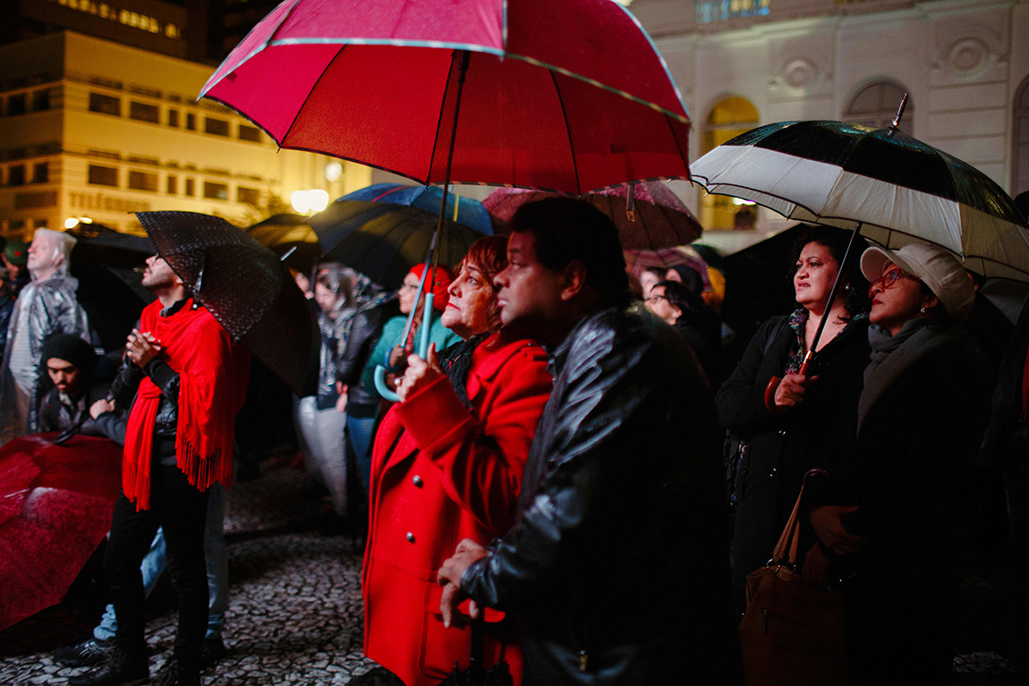 mariana-alves-fotografia-curitiba-dilma-circo-da-democracia (201)