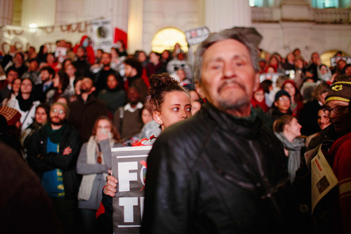 mariana-alves-fotografia-curitiba-dilma-circo-da-democracia (214)