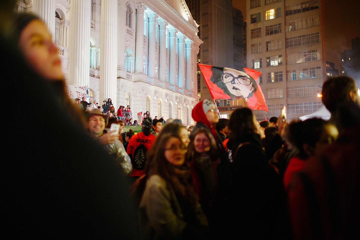 mariana-alves-fotografia-curitiba-dilma-circo-da-democracia (226)